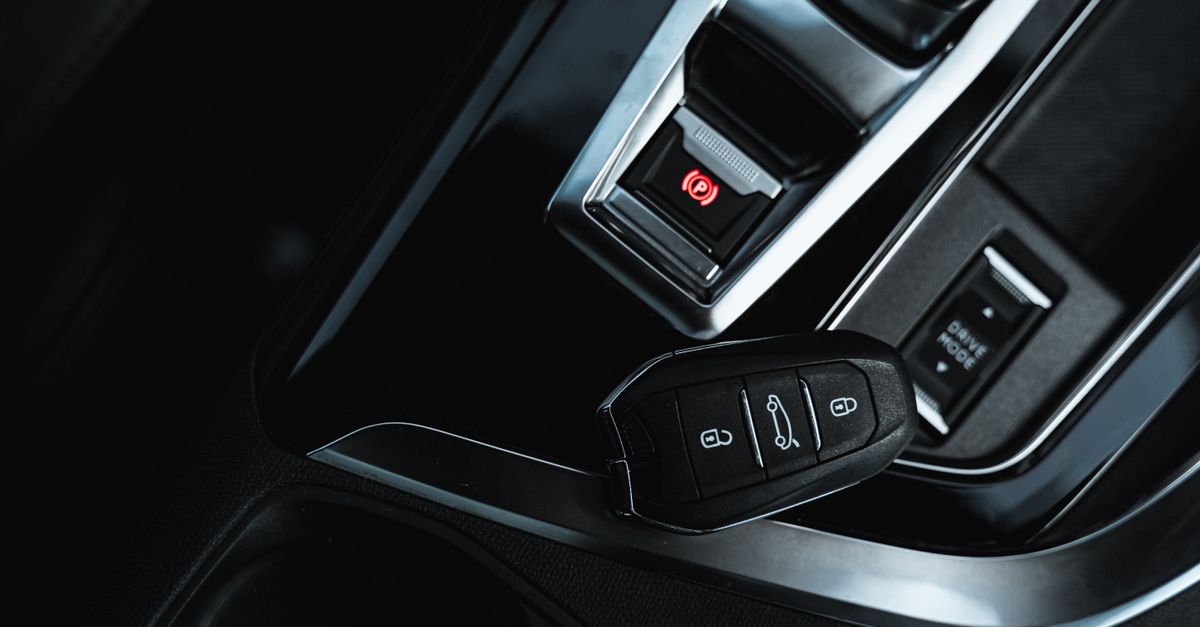 Toyota car key fob — Hempstead Locksmiths
