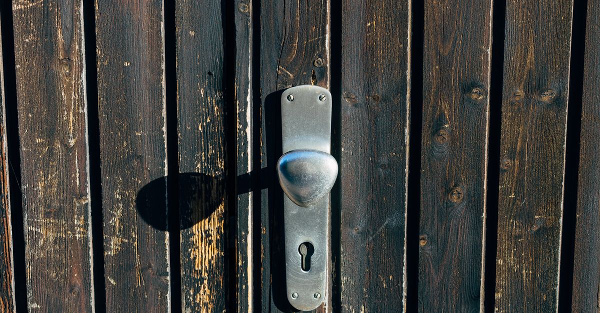 Door Knob Lock Replacement — Hempstead Locksmiths